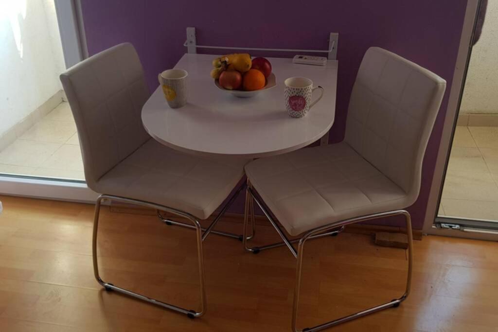 Kiki, 7th Floor, With A Sea View, Free Wifi, For 2 Persons Apartman